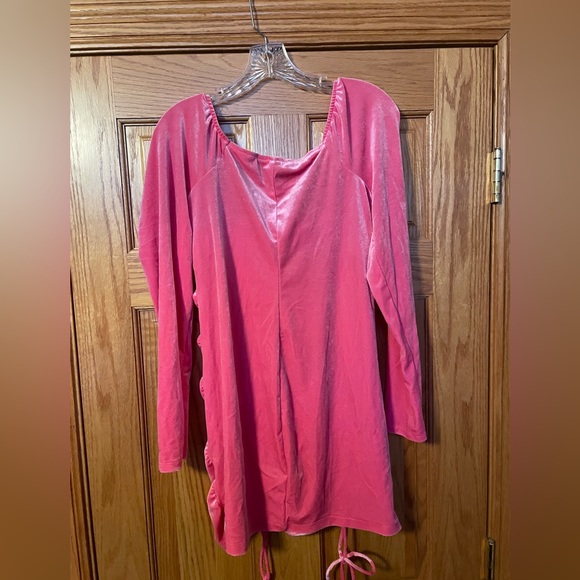 Barbie pink dress - Picture 3 of 3